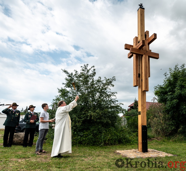 Poświęcenie krzyża w Krobi 2020